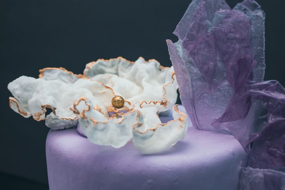 Torta s cvetličnim motivom